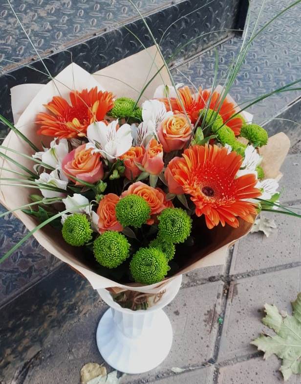 Букет цветов из: Герберы, Хризантемы, Альстромерии и Розы в Иваново