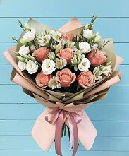 Букет цветов из:  Розы, Альстромерии и Лизиантусы в Иваново