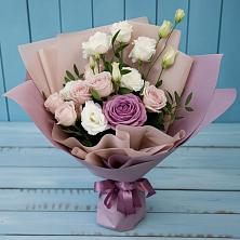 Букет цветов из:  Розы и Лизиантусы в Иваново