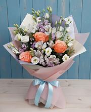 Букет цветов из:  Лизиантусы, Розы, Альстромерии и Гипсофила в Иваново