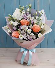 Букет цветов из:  Лизиантусы, Розы, Альстромерии и Гипсофила в Иваново
