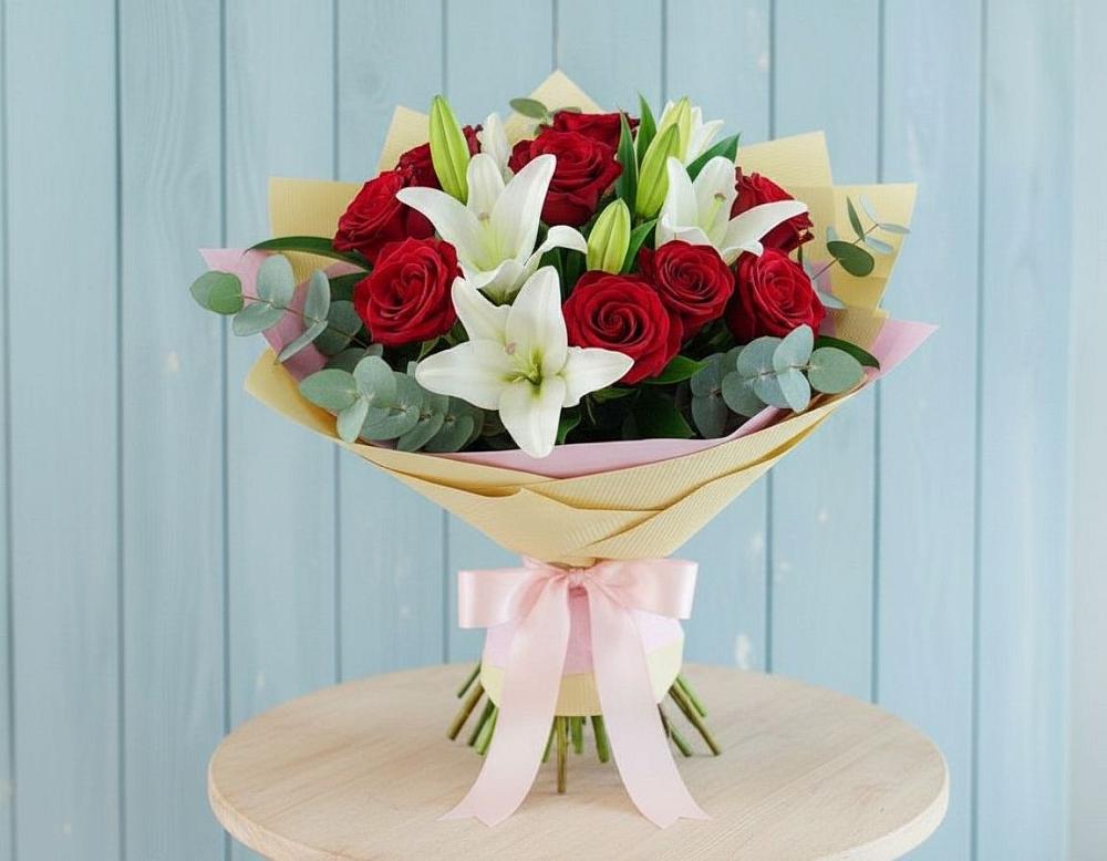 Букет цветов из: Лилии и Розы в Иваново